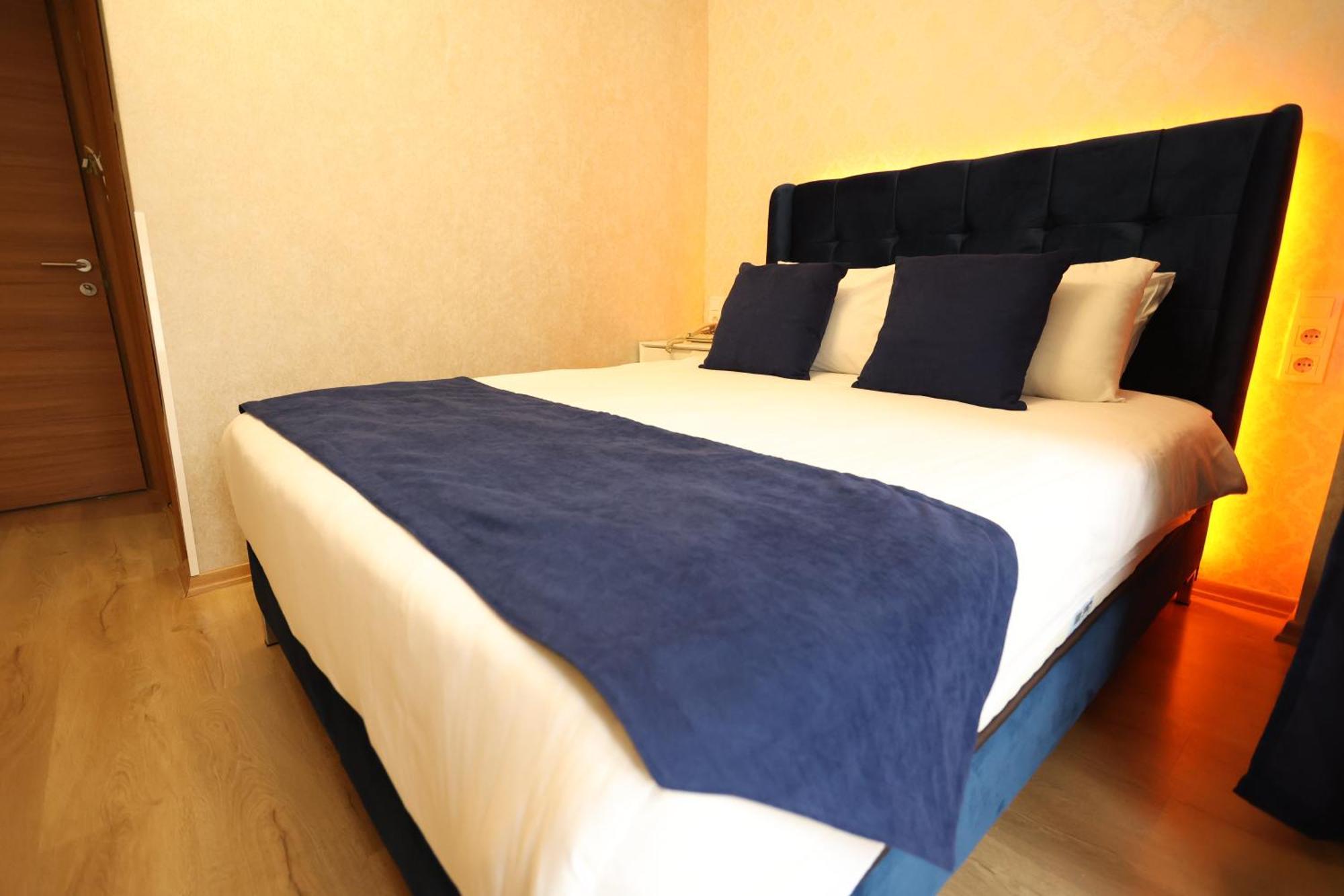 Asmali Hotel Istanbul Bagian luar foto